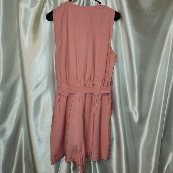 Nine West | Women's Dusty Rose Sleeveless Utility Romper | Size Large - Picture 3 of 4